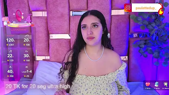 Snapshot of paulette_dupont chatting on November 27, 2025, 4:25 am paulette dupont online show from November 27, 2025, 4:25 am