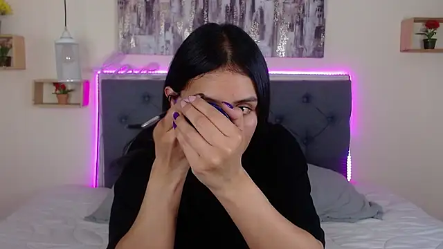 Snapshot of mia_aira chatting on October 29, 2025, 3:14 pm mia aira online show from October 29, 2025, 3:14 pm