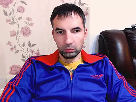 Leo 1617 online show from November 26, 2025, 5:25 pm