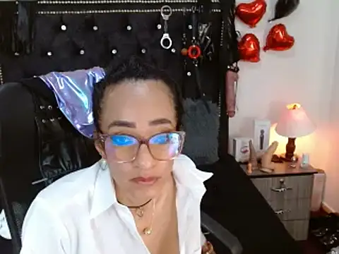 SamaraMartinez online show from February 18, 2025, 4:59 pm