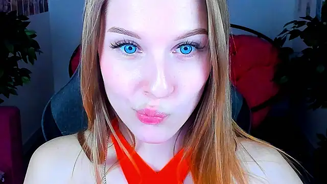 Snapshot of CuteMousee chatting on December 24, 2024, 9:06 am CuteMousee online show from December 24, 2024, 9:06 am