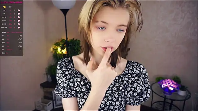 Snapshot of EngelAlman chatting on February 21, 2025, 7:12 am EngelAlman online show from February 21, 2025, 7:12 am