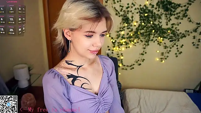 Snapshot of EngelAlman chatting on November 23, 2025, 8:14 am EngelAlman online show from November 23, 2025, 8:14 am