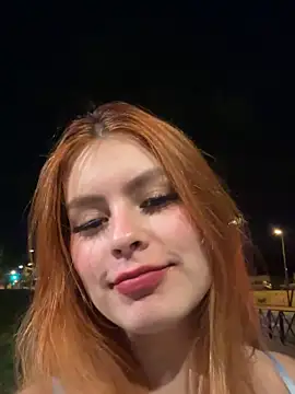 Snapshot of Isa_smeraldy chatting on September 17, 2025, 9:27 pm Isa smeraldy online show from September 17, 2025, 9:27 pm