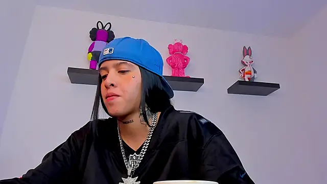 Gangster Girl online show from February 9, 2025, 1:11 am