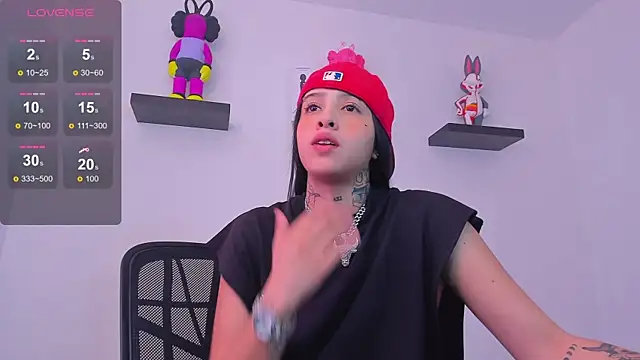 Gangster Girl online show from March 20, 2025, 2:42 pm