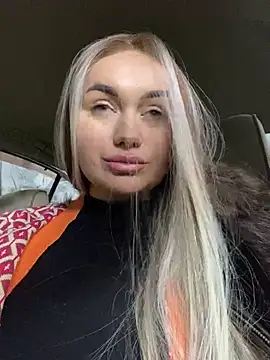 Snapshot of Maya_Willis chatting on February 5, 2025, 9:04 am Maya Willis online show from February 5, 2025, 9:04 am