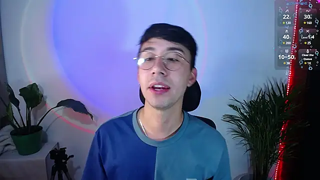 Snapshot of cameron_cum chatting on February 7, 2025, 6:24 pm cameron cum online show from February 7, 2025, 6:24 pm