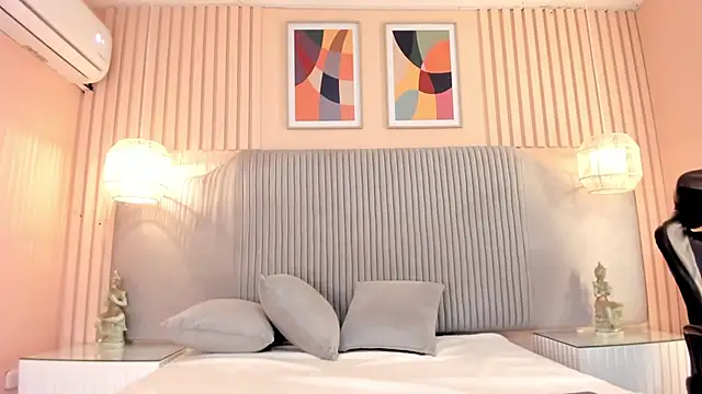 samyriverss online show from November 26, 2025, 11:00 am