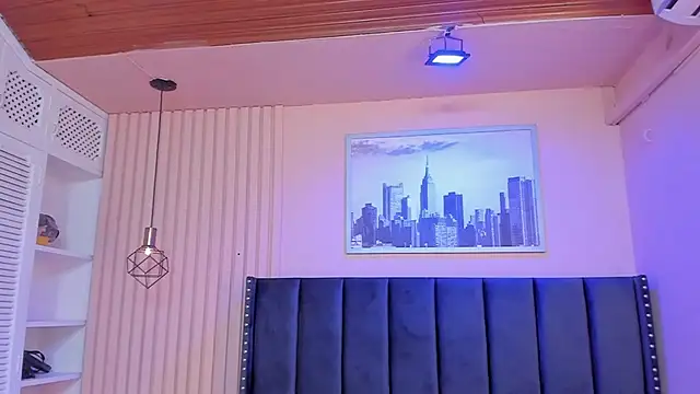 Snapshot of viiolett_lee chatting on January 5, 2025, 2:38 am viiolett lee online show from January 5, 2025, 2:38 am
