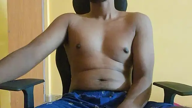 Snapshot of Aloneguy_bangalore chatting on October 17, 2025, 7:05 pm Aloneguy bangalore online show from October 17, 2025, 7:05 pm
