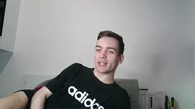 nickdtr online show from December 13, 2024, 6:31 am