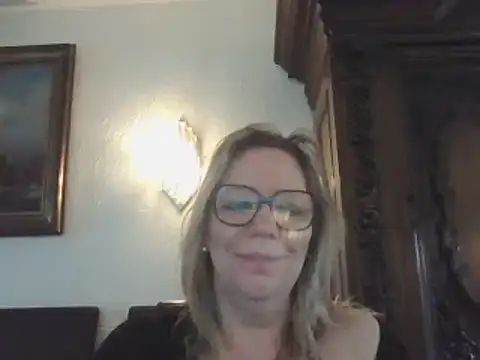 Snapshot of Silkesquirt chatting on January 6, 2025, 1:30 pm Silkesquirt online show from January 6, 2025, 1:30 pm
