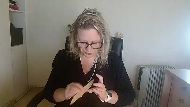 Snapshot of Silkesquirt chatting on October 22, 2025, 7:52 am Silkesquirt online show from October 22, 2025, 7:52 am