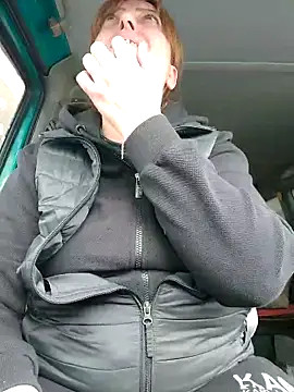 larylary6969 online show from February 17, 2025, 1:21 pm