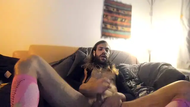 P4RtYBOII92 online show from January 7, 2025, 4:05 pm