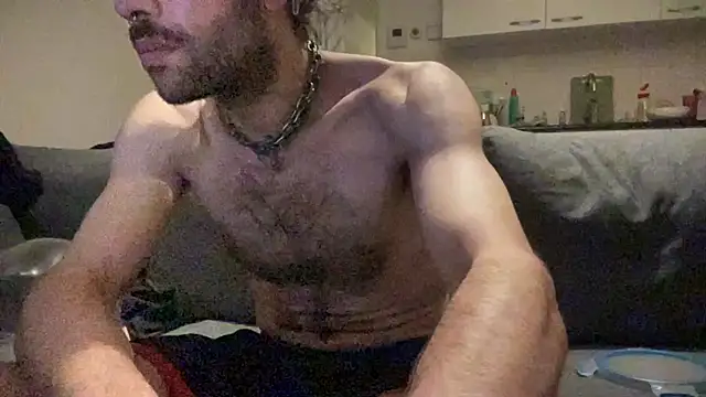 P4RtYBOII92 online show from September 8, 2025, 6:40 pm