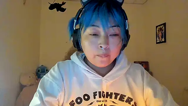 Shaddycute  online show from October 4, 2025, 9:07 am