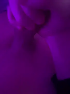 Snapshot of YourDaddy18769 chatting on January 3, 2025, 11:35 am YourDaddy18769 online show from January 3, 2025, 11:35 am