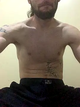 Snapshot of J3sus721 chatting on September 16, 2025, 12:44 am J3sus721 online show from September 16, 2025, 12:44 am