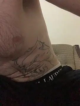 Snapshot of J3sus721 chatting on October 11, 2025, 4:22 am J3sus721 online show from October 11, 2025, 4:22 am