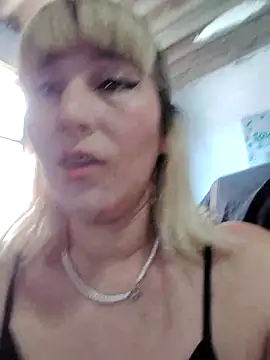 Snapshot of florecita9 chatting on March 2, 2025, 6:08 pm florecita9 online show from March 2, 2025, 6:08 pm