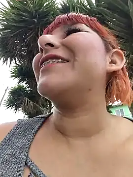 Snapshot of florecita9 chatting on November 5, 2025, 3:56 pm florecita9 online show from November 5, 2025, 3:56 pm