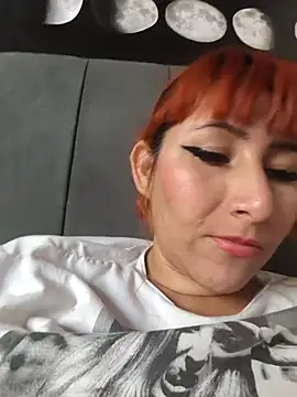 Snapshot of florecita9 chatting on November 20, 2025, 5:34 pm florecita9 online show from November 20, 2025, 5:34 pm