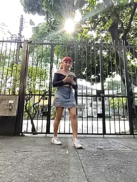 Snapshot of florecita9 chatting on December 13, 2025, 7:53 pm florecita9 online show from December 13, 2025, 7:53 pm