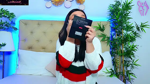 DaliyaArabian online show from December 2, 2025, 1:05 pm