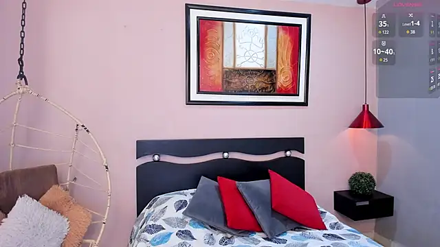 Snapshot of _nina_sweet chatting on October 2, 2025, 12:01 pm nina sweet online show from October 2, 2025, 12:01 pm