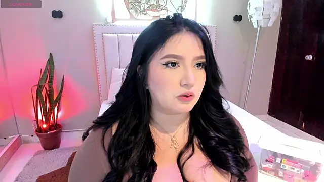 Snapshot of _nina_sweet chatting on November 11, 2025, 12:05 pm nina sweet online show from November 11, 2025, 12:05 pm