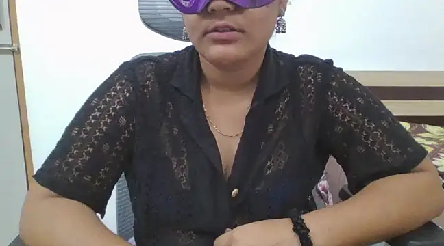 Snapshot of ammu_telugu_192 chatting on March 11, 2025, 2:51 pm ammu telugu 192 online show from March 11, 2025, 2:51 pm