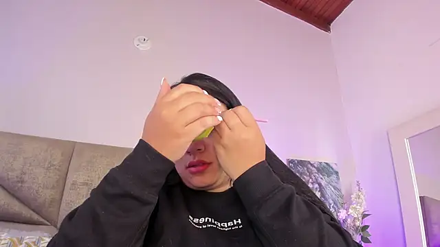 Salomesimos1 online show from February 5, 2025, 1:22 pm