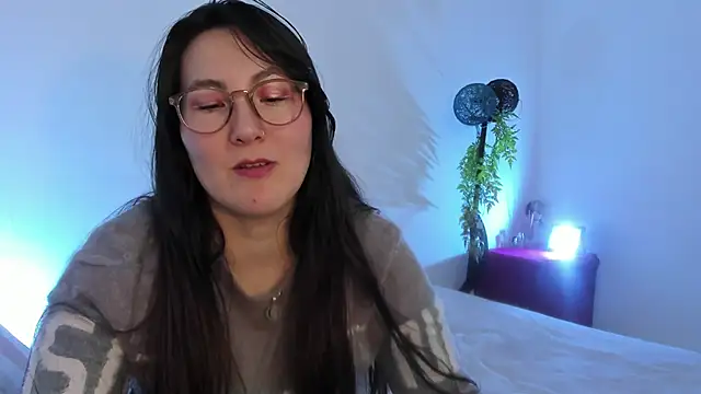 Snapshot of Elle_Lee_ chatting on January 6, 2025, 1:09 am Elle Lee online show from January 6, 2025, 1:09 am