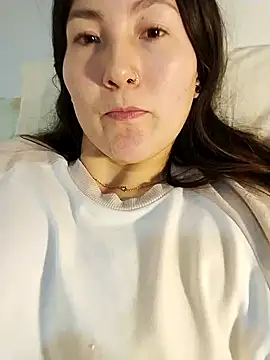 Snapshot of Elle_Lee_ chatting on February 11, 2025, 3:08 am Elle Lee online show from February 11, 2025, 3:08 am