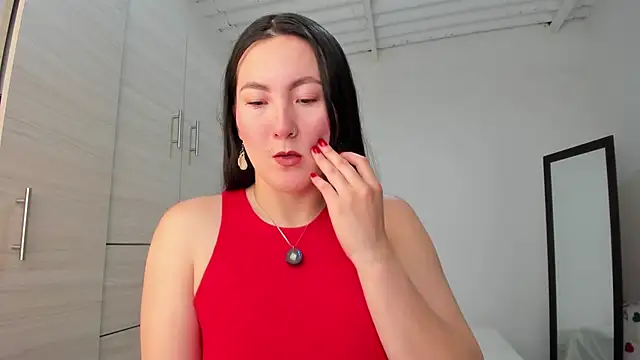 Snapshot of Elle_Lee_ chatting on November 12, 2025, 4:29 pm Elle Lee online show from November 12, 2025, 4:29 pm