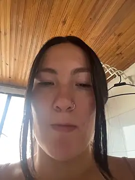 Snapshot of Elle_Lee_ chatting on November 26, 2025, 3:46 pm Elle Lee online show from November 26, 2025, 3:46 pm