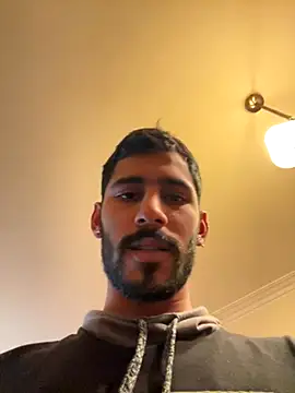 Cum 076 online show from December 3, 2025, 1:09 pm