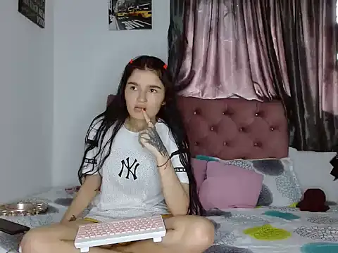 Snapshot of saritapretyy chatting on September 9, 2025, 8:41 pm saritapretyy online show from September 9, 2025, 8:41 pm