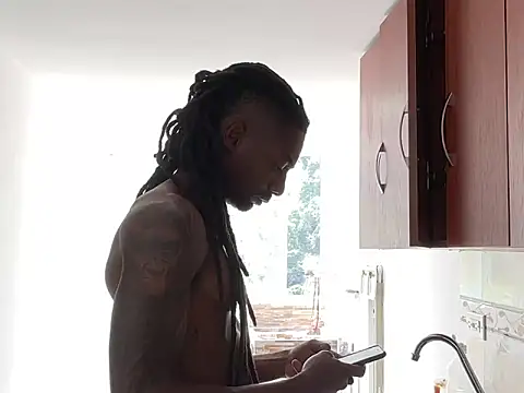 Snapshot of Malkon_Big chatting on December 2, 2025, 5:08 pm Malkon Big online show from December 2, 2025, 5:08 pm