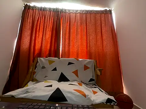 Snapshot of Malkon_Big chatting on December 3, 2025, 3:54 pm Malkon Big online show from December 3, 2025, 3:54 pm