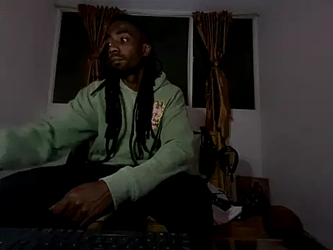 Snapshot of Malkon_Big chatting on December 4, 2025, 5:06 am Malkon Big online show from December 4, 2025, 5:06 am