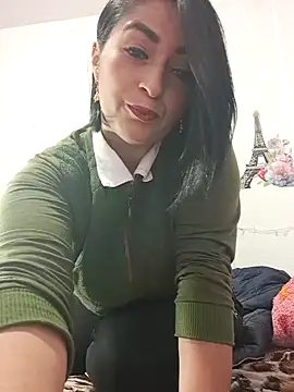 Snapshot of karenlennox1 chatting on January 31, 2025, 12:06 am karenlennox1 online show from January 31, 2025, 12:06 am