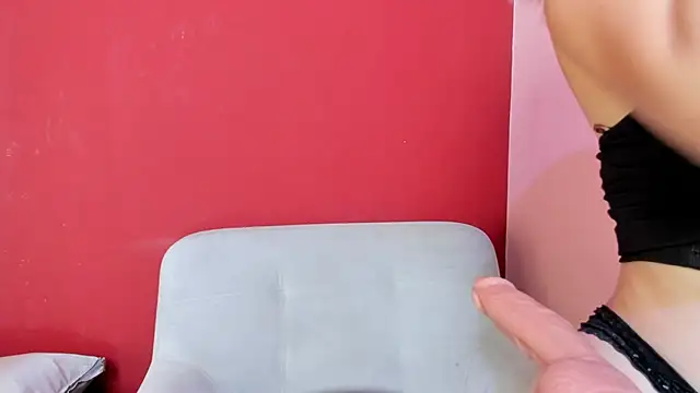 Snapshot of Kate_bunny_ chatting on November 13, 2025, 12:37 pm Kate bunny online show from November 13, 2025, 12:37 pm