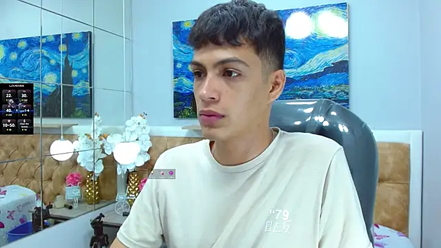 SkinnyBoy  online show from November 4, 2025, 12:26 pm