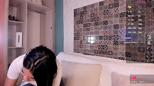 Sophia wilsonn  online show from January 24, 2025, 11:26 am