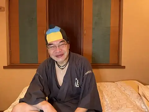 Snapshot of enco_hifumichan chatting on September 26, 2025, 12:09 pm enco hifumichan online show from September 26, 2025, 12:09 pm