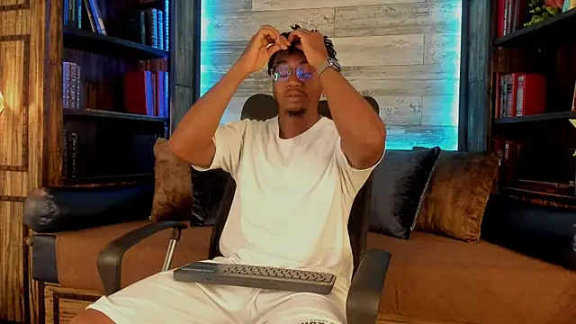 Snapshot of JamalMyst chatting on September 17, 2025, 3:30 am JamalMyst online show from September 17, 2025, 3:30 am