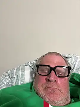 Snapshot of Mimmoromeo1973 chatting on November 4, 2025, 8:13 am Mimmoromeo1973 online show from November 4, 2025, 8:13 am